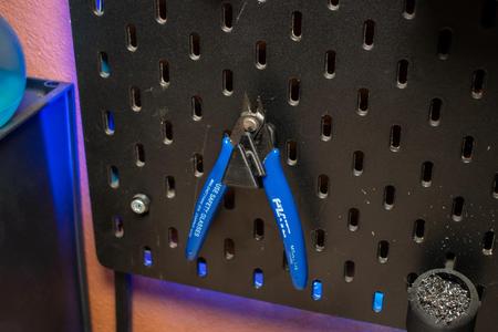 Cutting pliers holder for Ikea Skadis