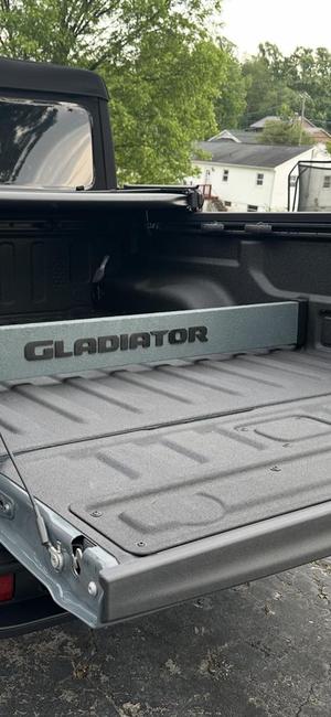 Jeep Gladiator Logo Extruded Letters