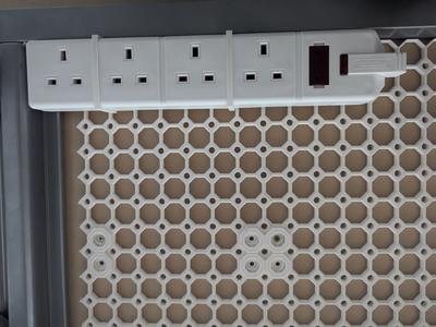 Underware/Multiboard Permaplug rewirable 4 x UK power socket holder (Onshape)