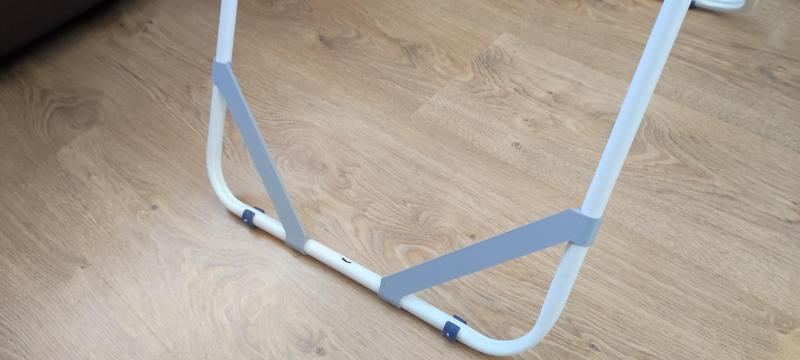 Clothes dryer vacuum robot antistuck