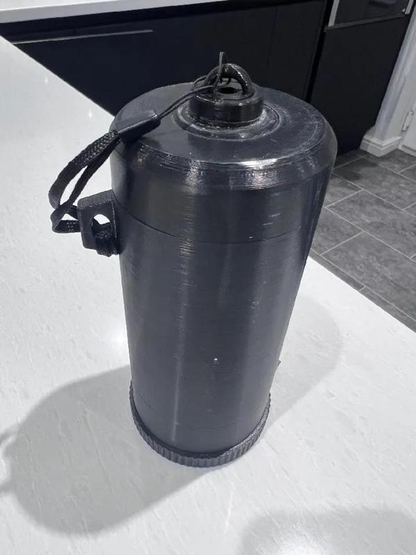 Doggy Poopbag holder & dispenser   