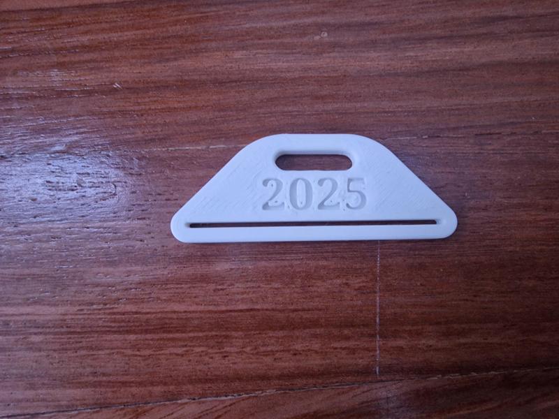 Toothpaste squeezer 2025 V.01