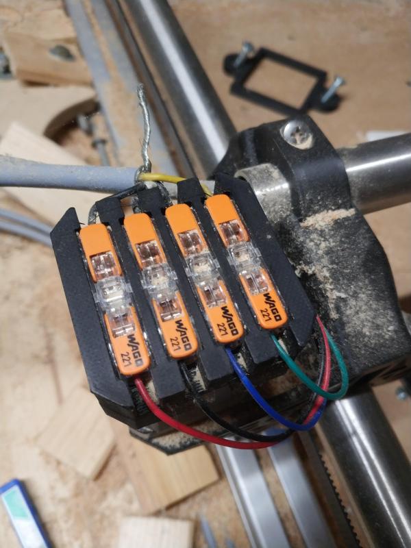 NEMA 17 WAGO 221-2401