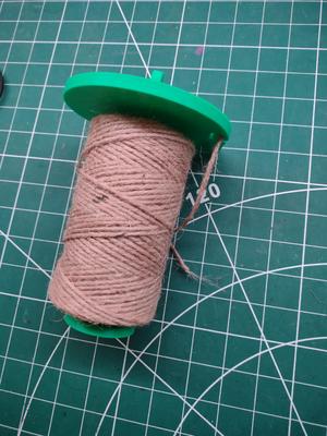 String dispenser with cutter