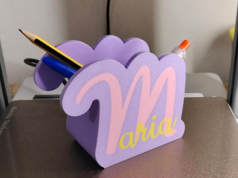 Maria Pen Holder
