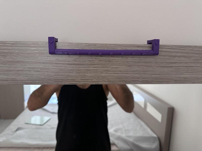 mirror top necklace hanger