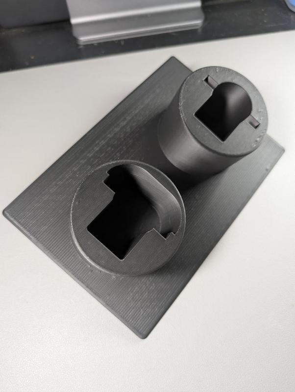 Levoit vacuum holder