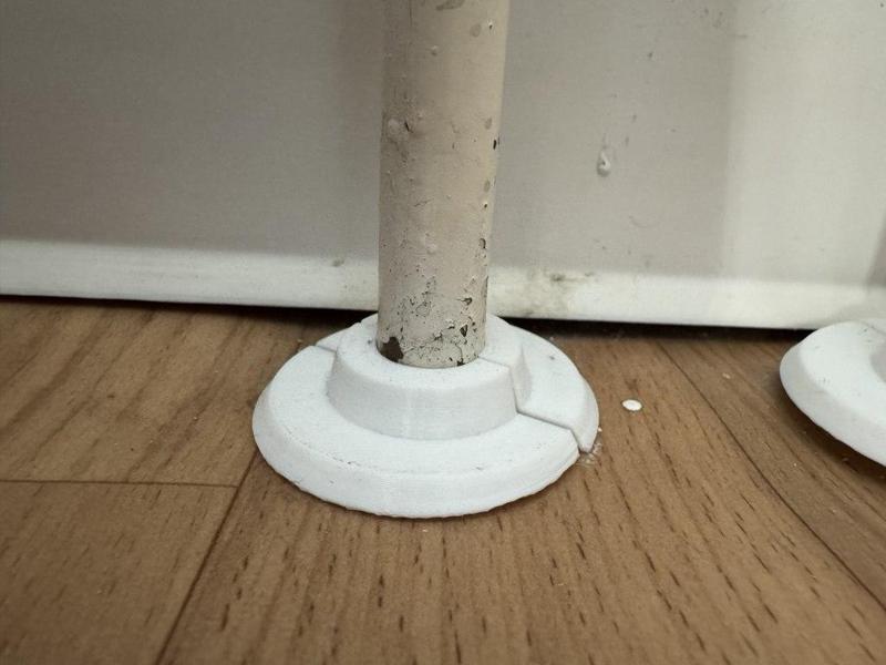 Rosette / Cover for heating pipe