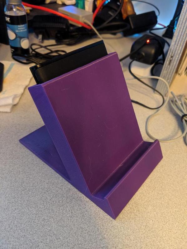 Wireless phone stand