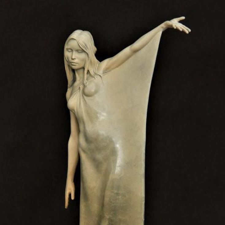 Graceful Female Figure - Decorative 3D Sculpture Model