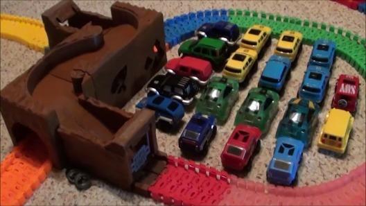 Off-Road Overpass - Compatible with Magic Tracks, Mindscope Neo Tracks, Twister Tracks etc. 