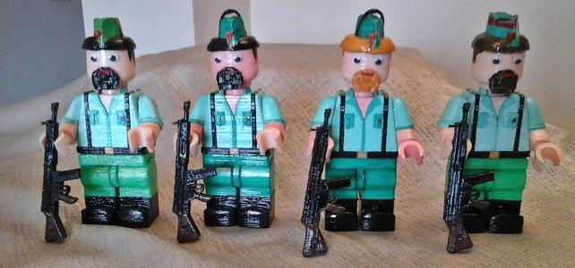 LEGO GIANT SOLDADO LEGIONARIO ESPAÑOL