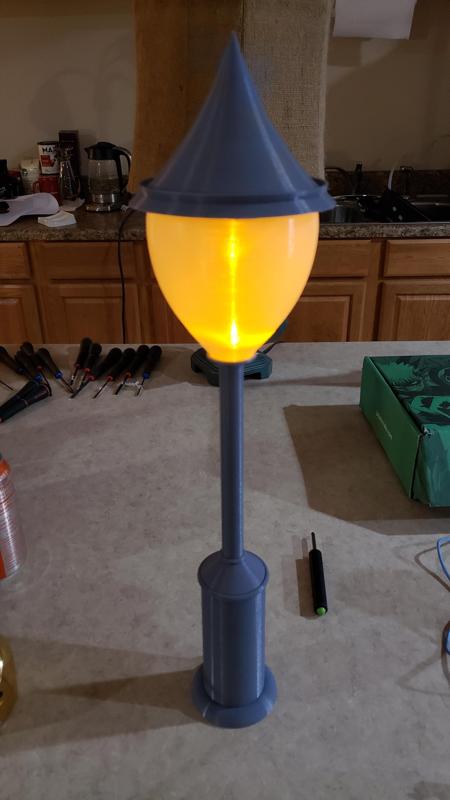 Street Light (No supports needed)