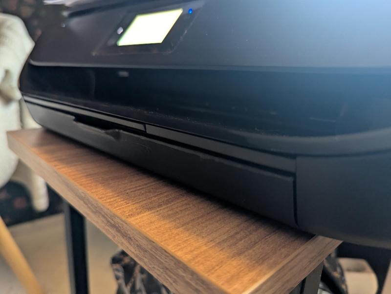 Paper tray door for HP DeskJet 4000 series