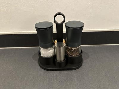 Salt and Pepper organizer