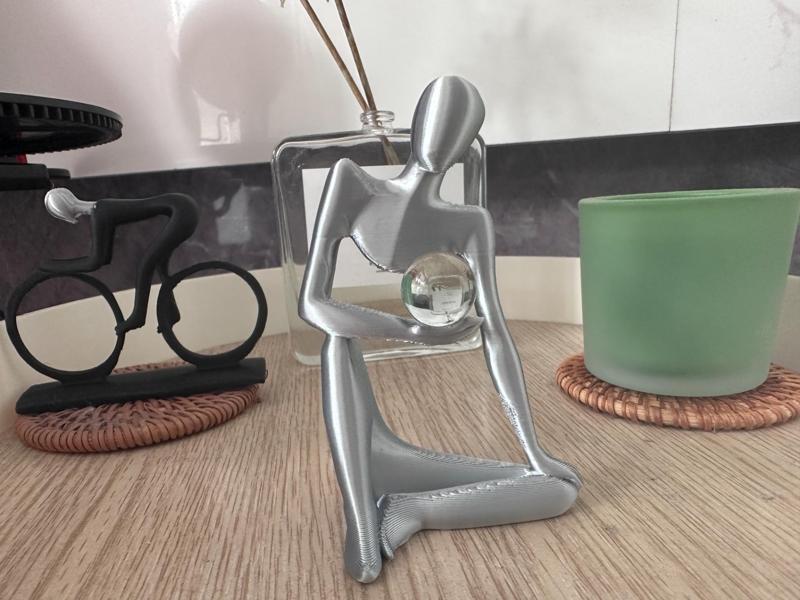 Hand-held glass ball