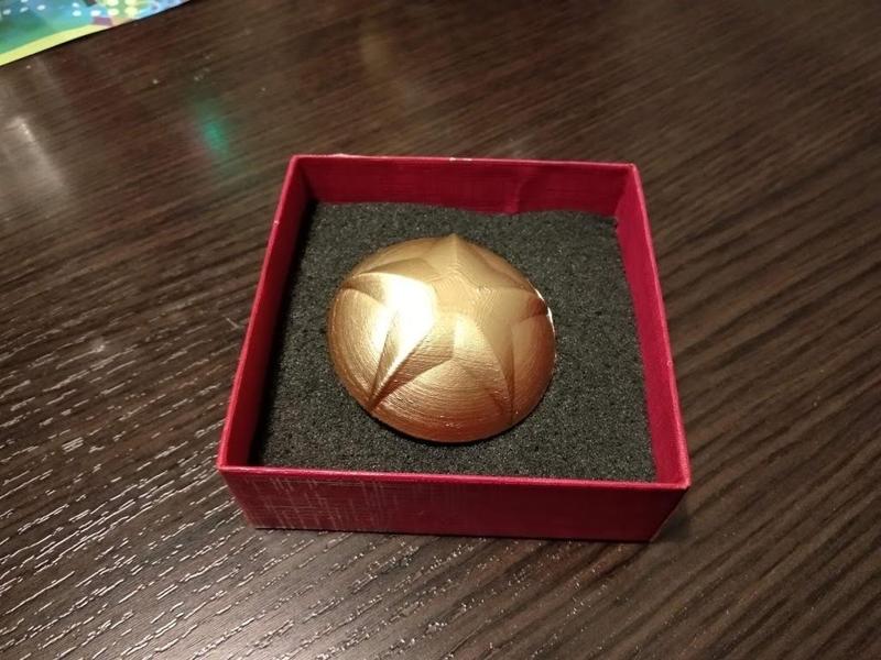 Revue Starlight cape brooch