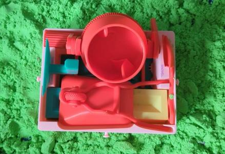 9 in 1 - Full Sand play set - Cement mixer, bricks, wheelbarrow, tools and box