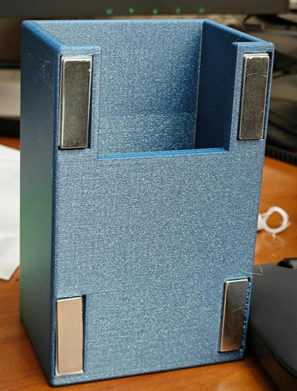 magnet poop collection box