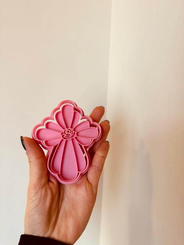 Flower cross cutter
