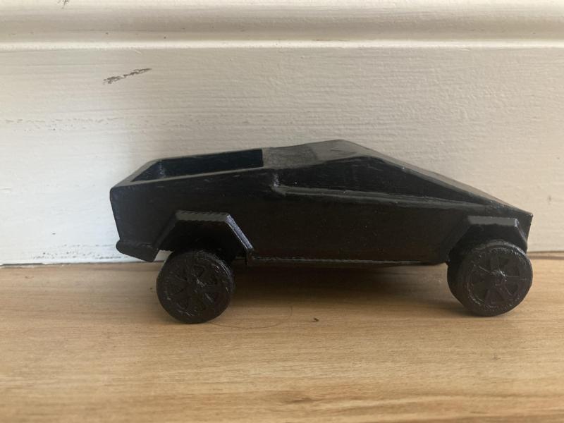 Cybertruck (print in place) & special edition cyberbeast offroad.