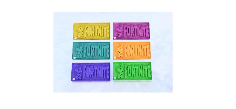Fortnite Llama keychain