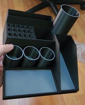 Desk organizer