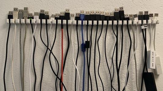 USB Cable Rack for 15 USB-A cables