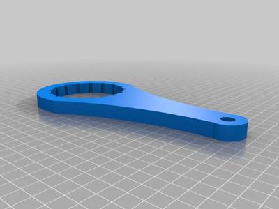 Water filter wrench