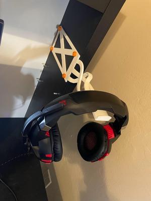 Headphone Mount for IKEA Micke Desk