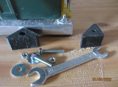 Machine feet for Parkside Bandsaw and other