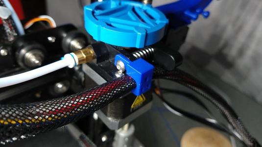 Hotend cable clip for Ender 3