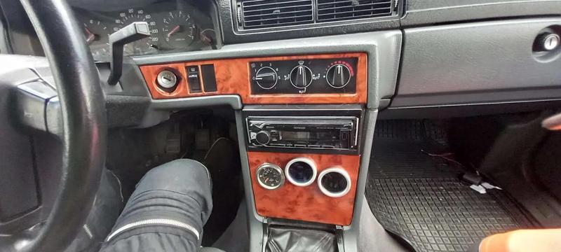 Volvo 940/740 3 Gauge mounting plate   