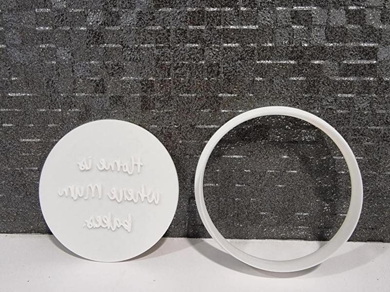 3.5" Cookie cutter + Stamp home is where mum bakes
