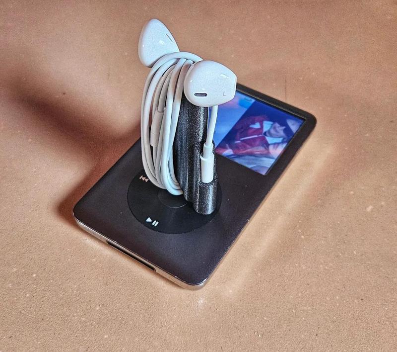 Apple Earpods holder - 3.5mm Jack version   