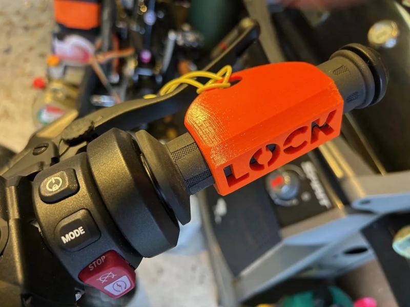 Motorbike disc-lock warning   