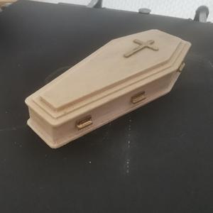 Miniature coffin and more!