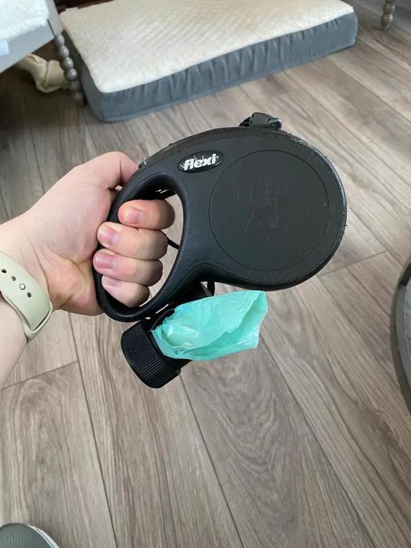 Dog Bag Dispenser for Flexi Leash Remix   