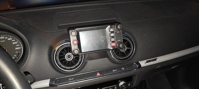 Audi A3 - 8V - Center Hamradio Mount