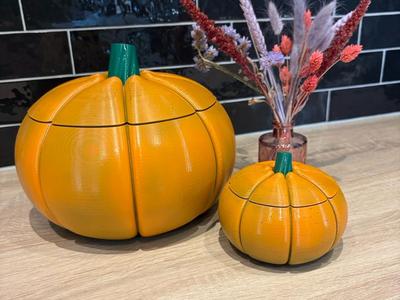 Pumpkin Bowl with lid