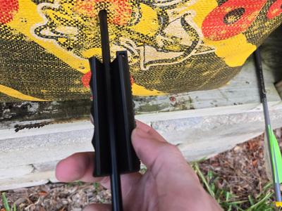 Arrow Puller Gripper