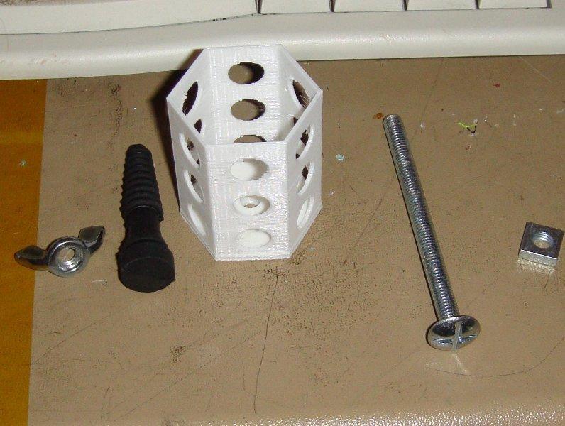 Bird plucker/cleaner upper