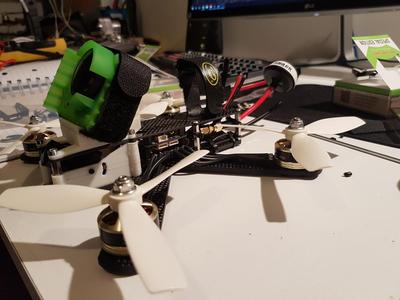Kim 210 quadcopter v2 camera mount and gopro mount