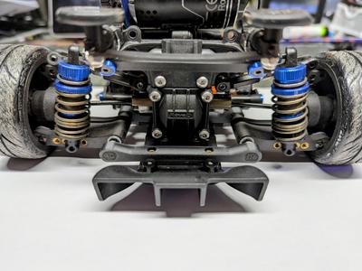 RDX/YD2 Rear Suspension - toe blocks and lower arms