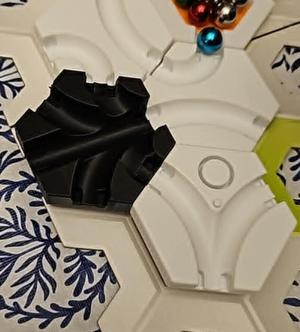Gravitrax Floating  Slop Tile (supporting clips)