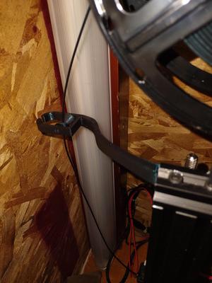 Aquila X2 Filament Guide with Roller