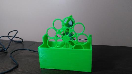 Automatic bubble machine