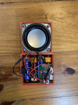 Z-horse speaker encloser