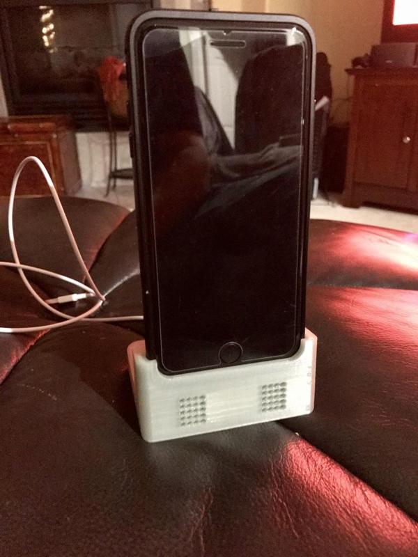 iPhone 7 Plus w/SwitchEasy Glass case