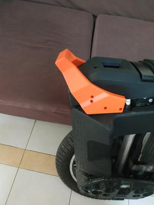 begode master front handle, helmet hanger